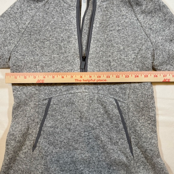 Lululemon (Worn Once) Women’s Heathered Gray Quarter Zip-Up Fleece Jacket Hoodie - Picture 6 of 9